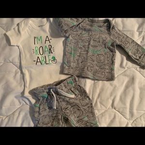 3 PC Carter’s pajama set